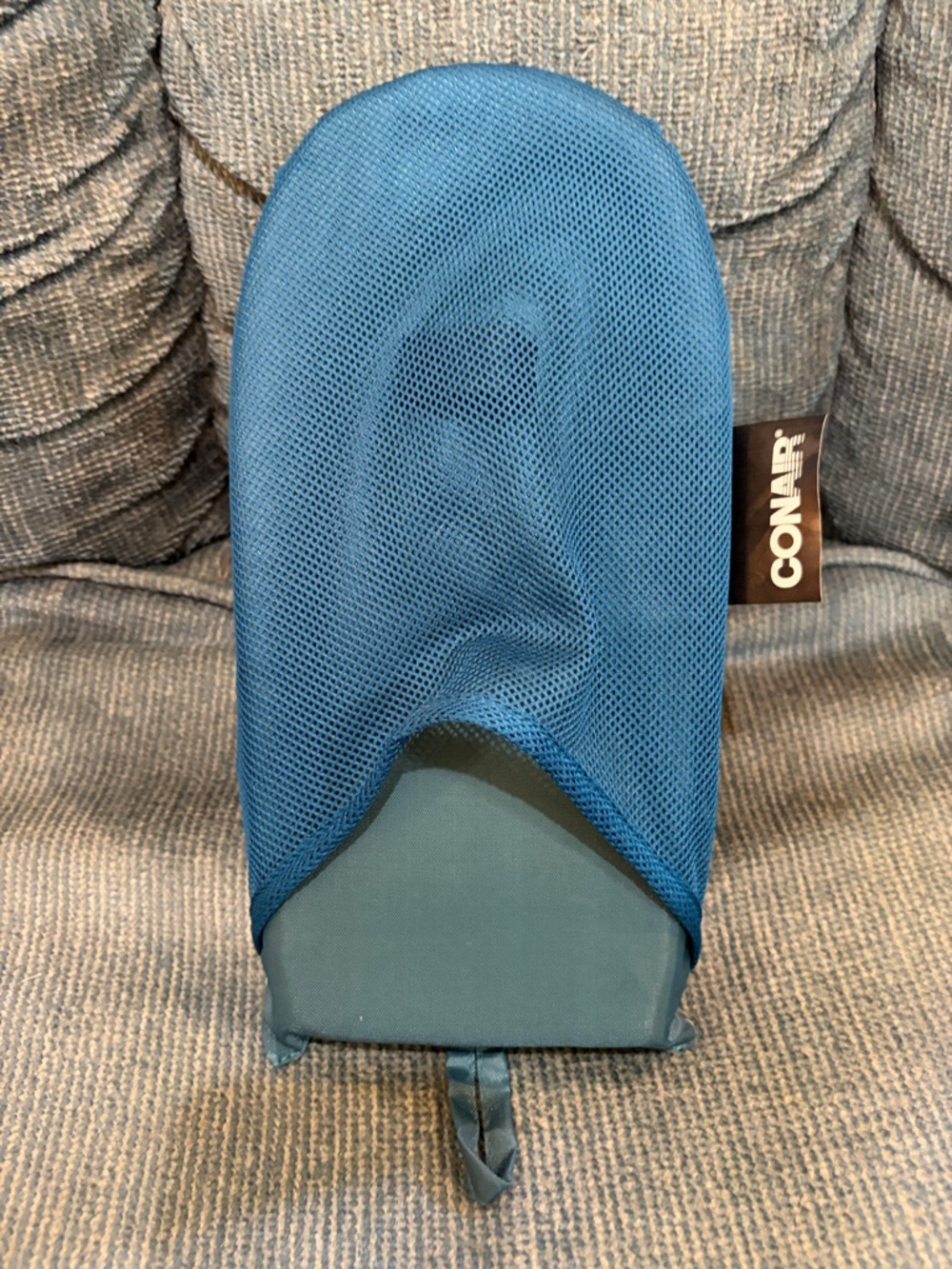 Conair Blue Heat-Resistant Styling Mitt